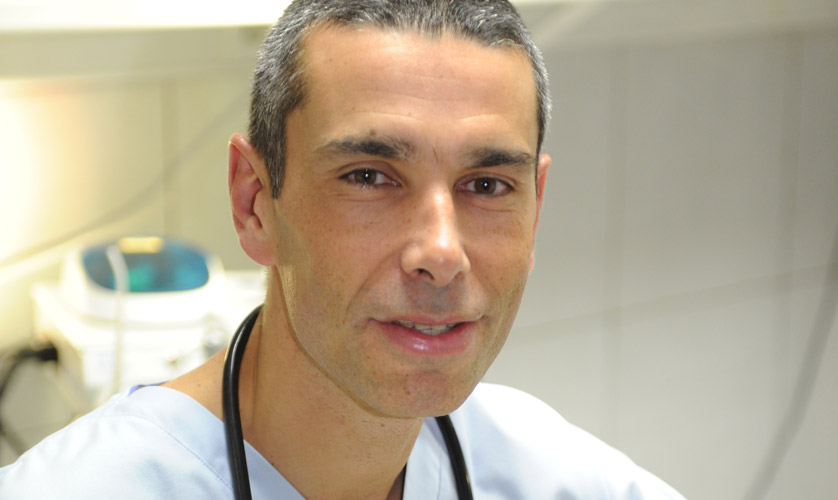 Dr Jean-Hugues Bozon, clinique vétérinaire Hopia Versailles Grand Parc